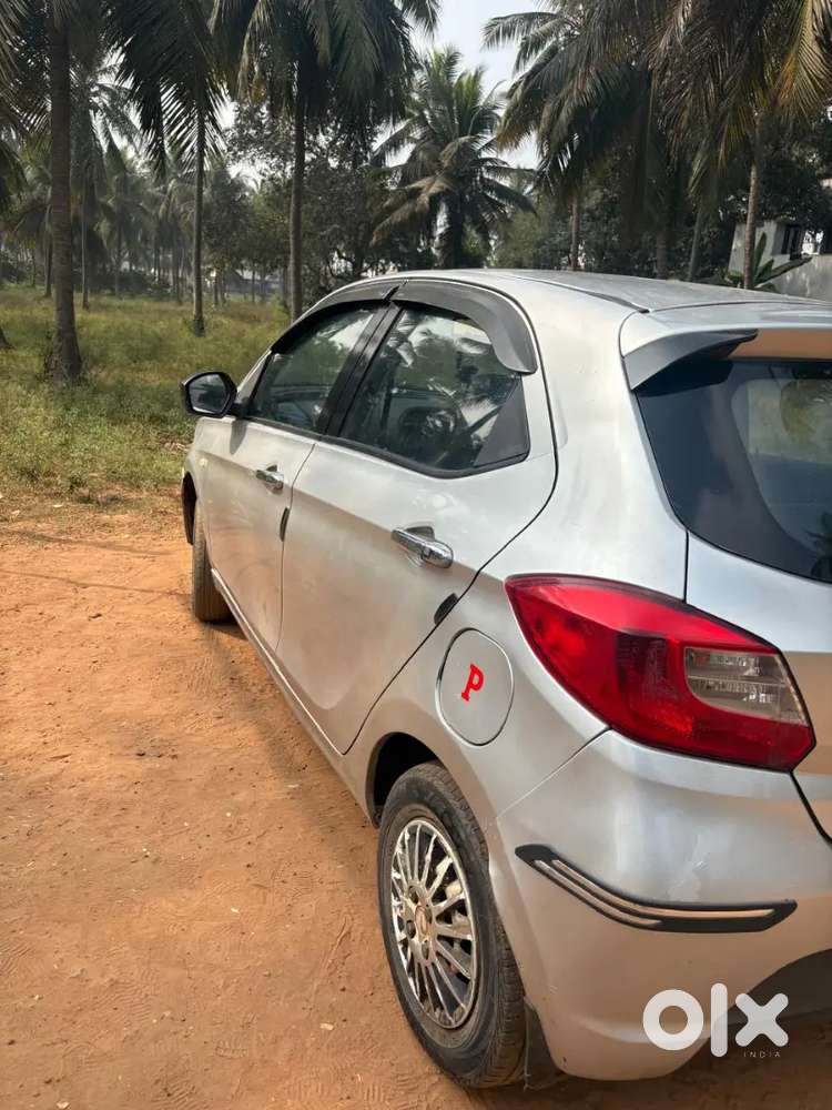 Tata Tiago 2016 Petrol 75000 Km Driven