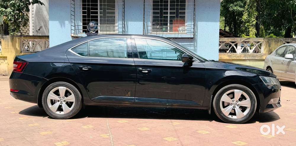 Skoda Superb 1.8 Elegance Tsi At, 2018, Petrol
