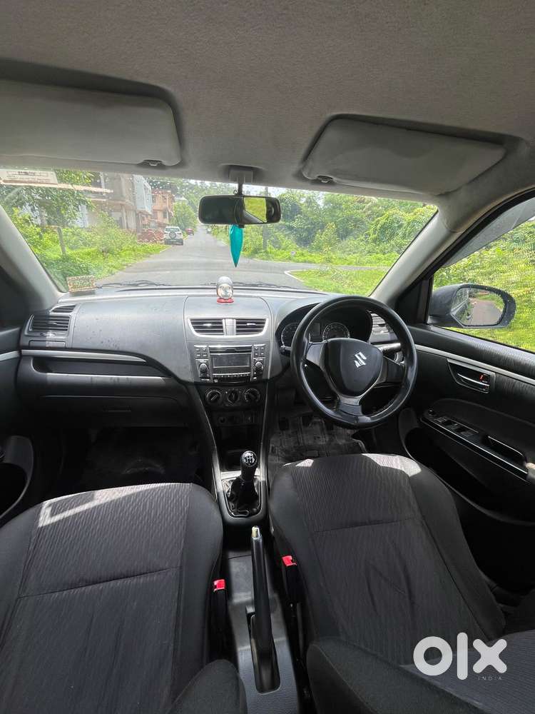 Maruti Suzuki Swift Vxi, 2015, Petrol