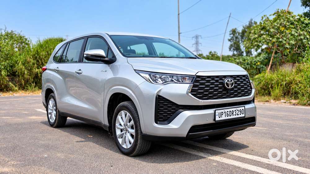 Toyota Innova Hycross 2.0 Vx Hybrid 7 Str, 2023, Petrol