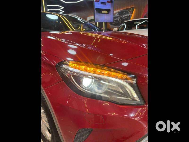 Mercedes-benz Gla Class [2014-2017] 2.0 200 Cgi Sport, 2015, Petrol