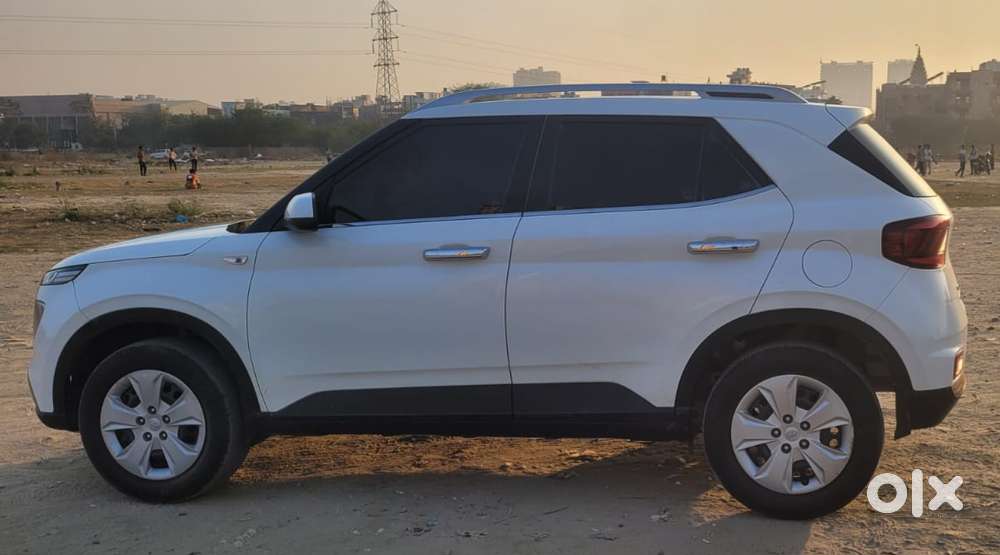 Hyundai Venue S Mt 1.2 Kappa, 2022, Petrol