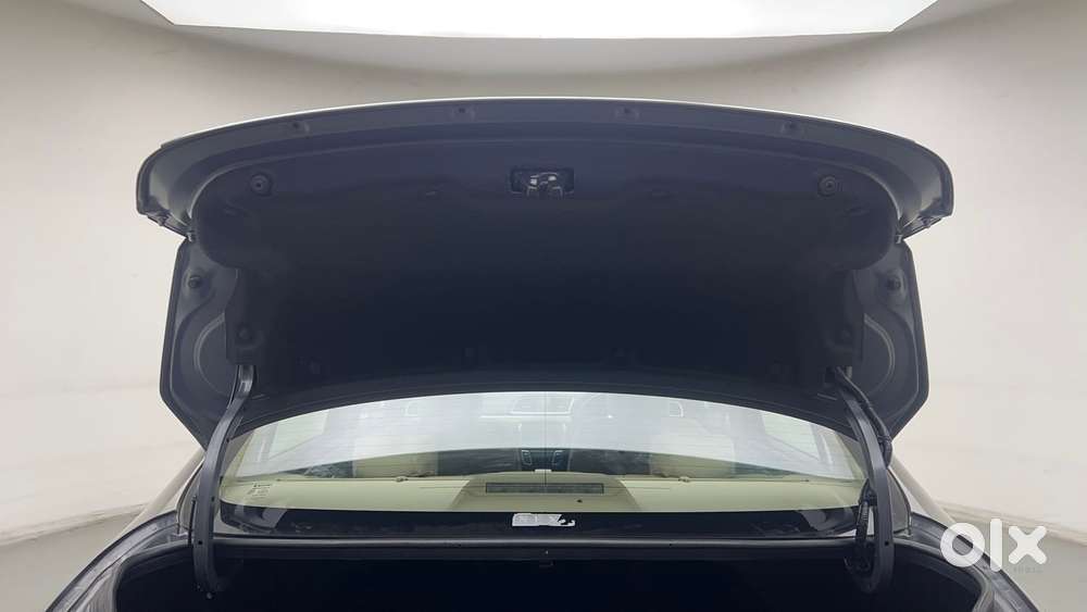 Maruti Suzuki Ciaz 1.5 Alpha Shvs Amt, 2019, Petrol