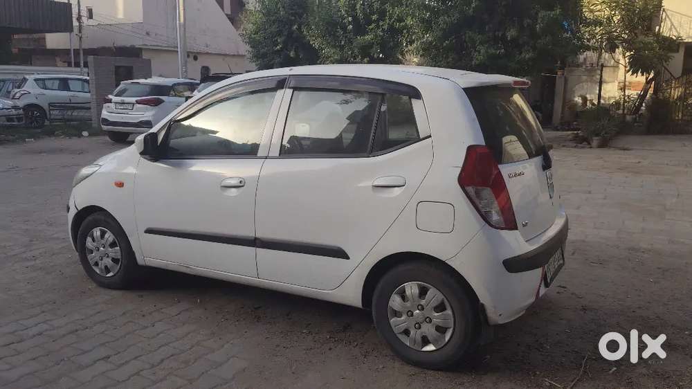 Hyundai I10 Sportz Petrol 2010