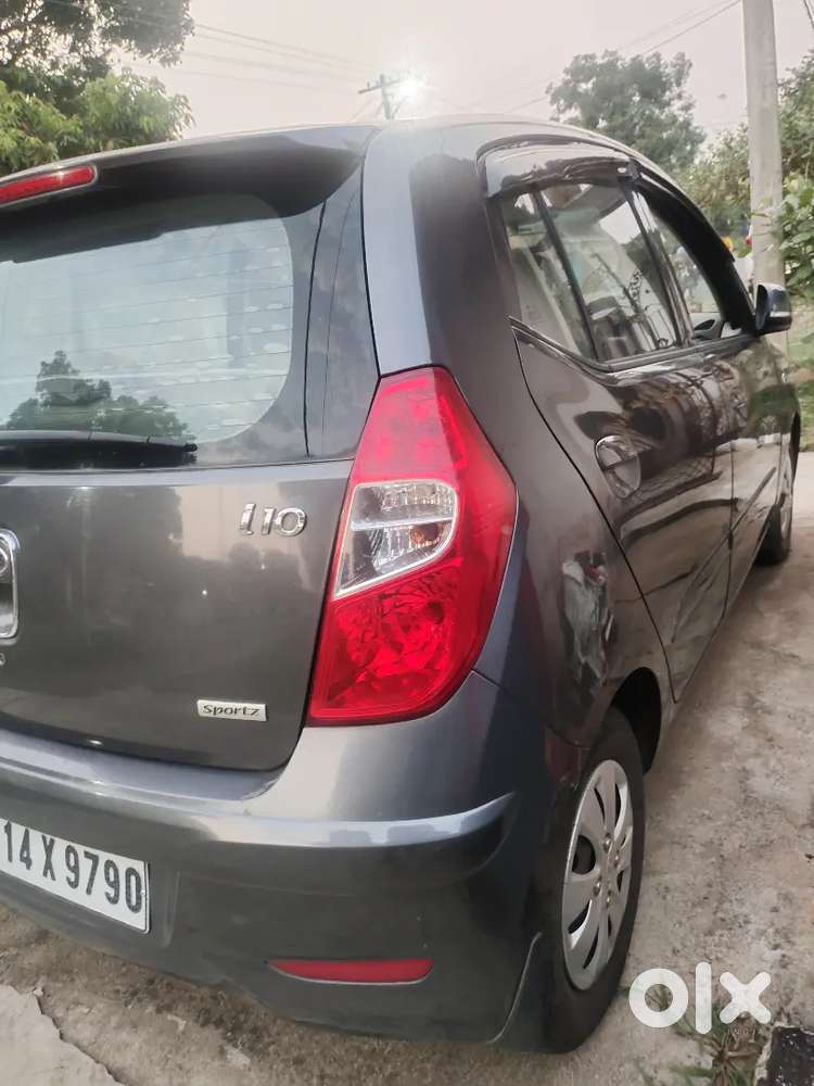 Hyundai I10 Sportz 2012