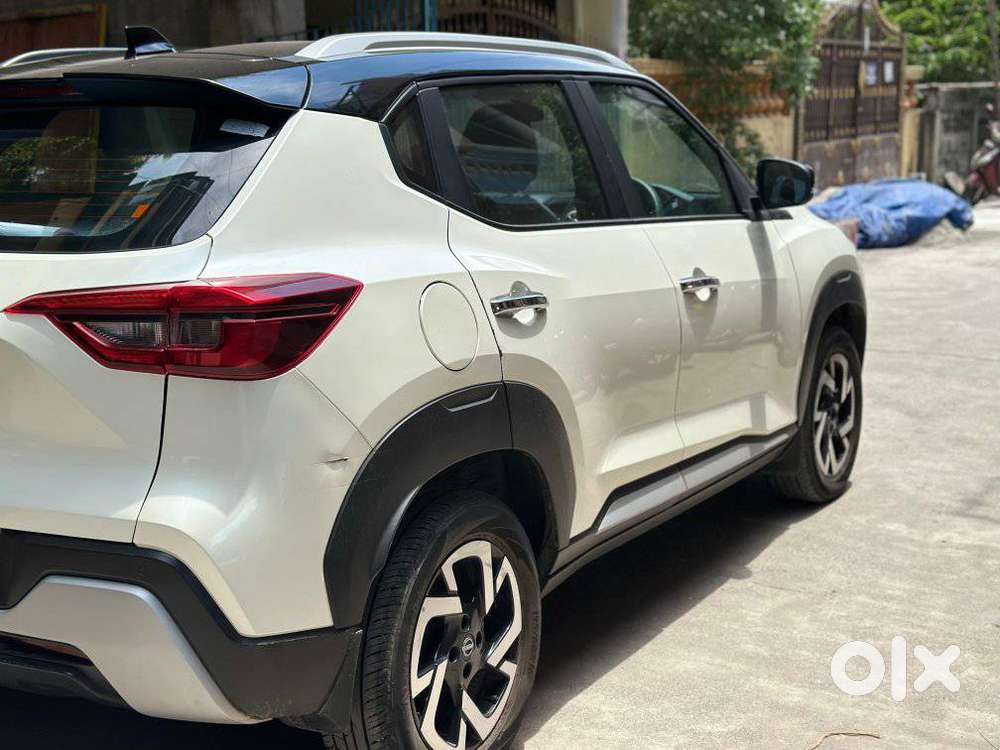 Nissan Magnite 1.0 Xv Dual Tone, 2022, Petrol