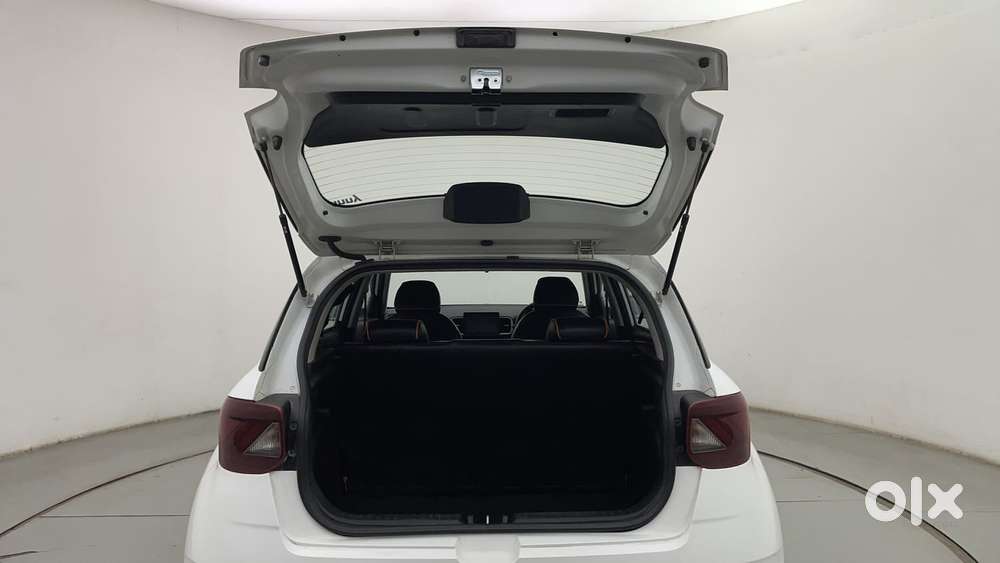 Hyundai Venue Sx Plus Turbo Dct, 2022, Petrol