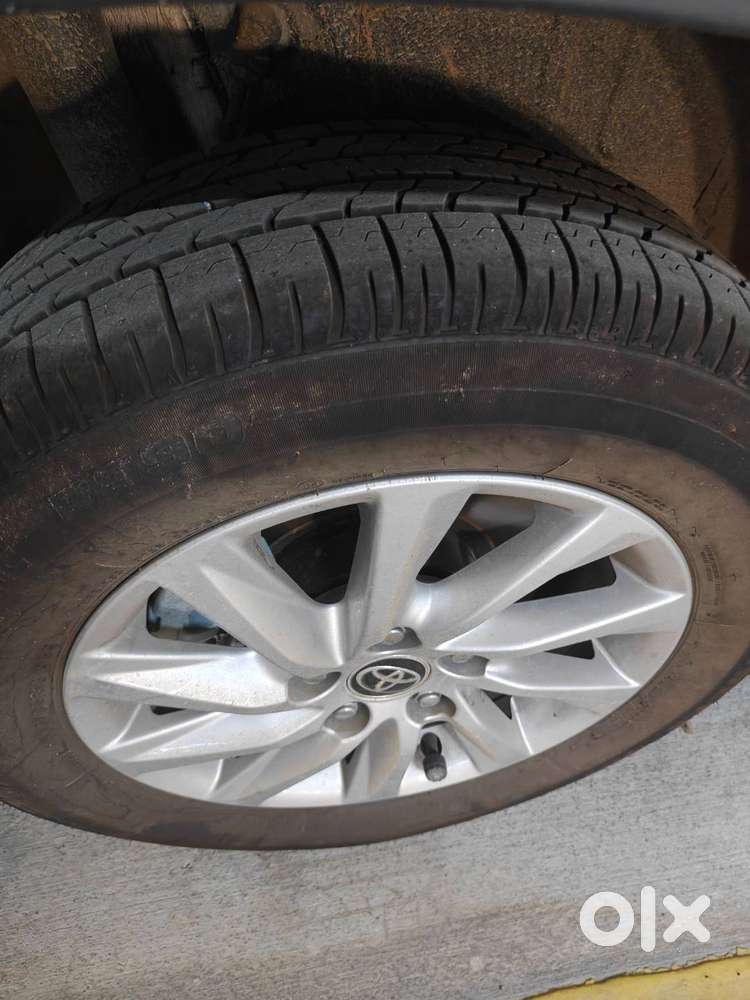 Innova Hycross Gx Optional Available For Sale