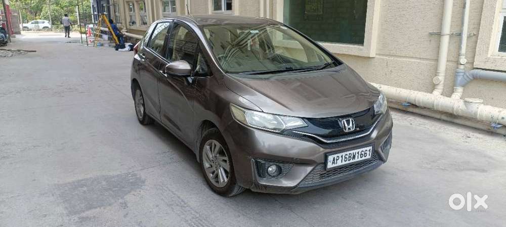 Honda Jazz 2016 Petrol Well Maintained