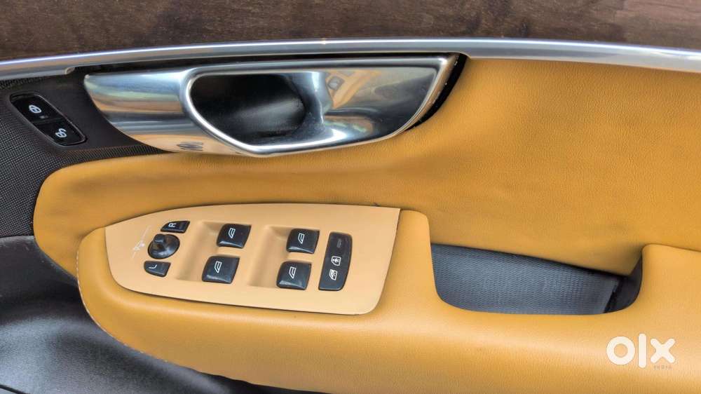 Volvo Xc 90 D5 Momentum, 2018, Diesel