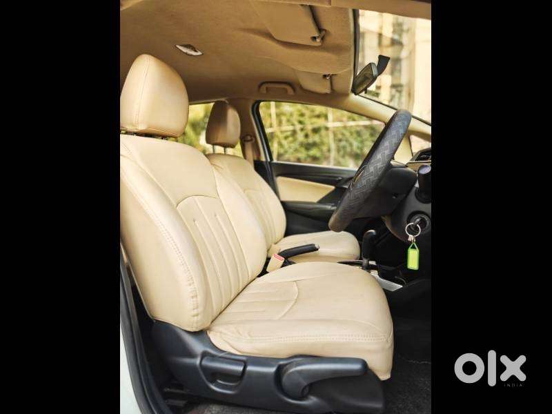 Honda Jazz V Cvt, 2015, Petrol