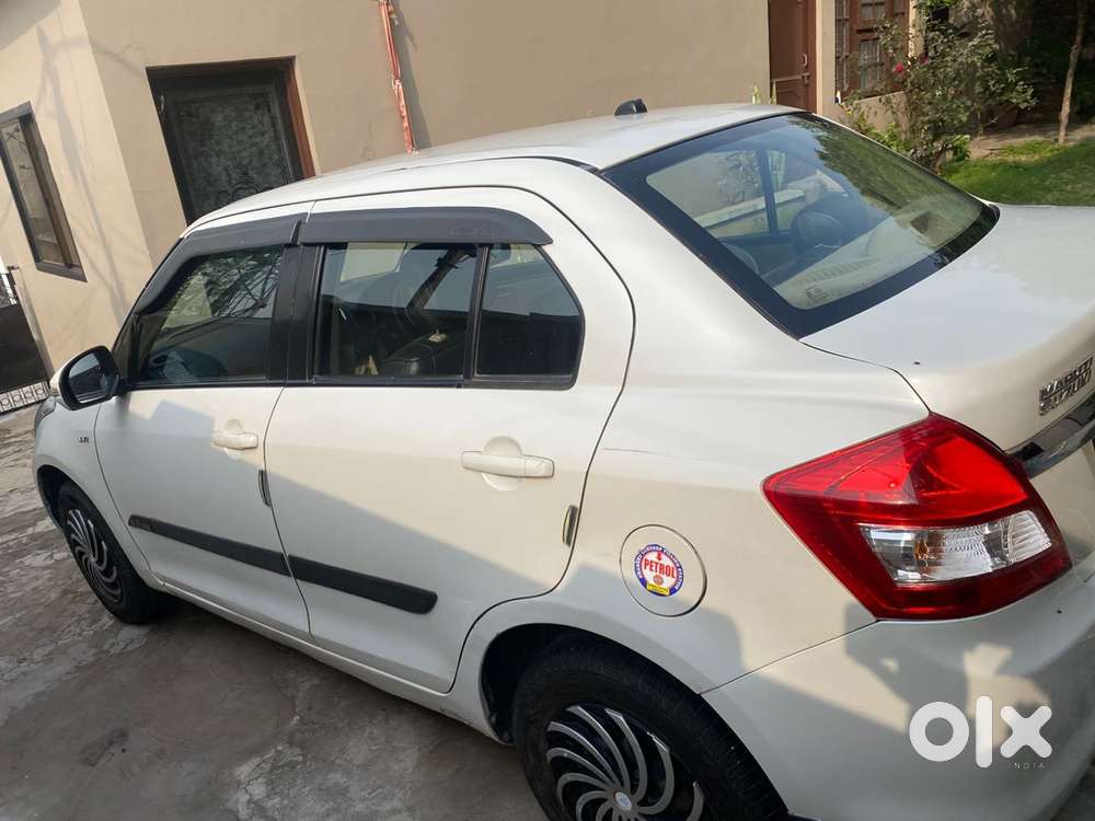 Maruti Suzuki Swift Dzire 2013 Petrol Well Maintained