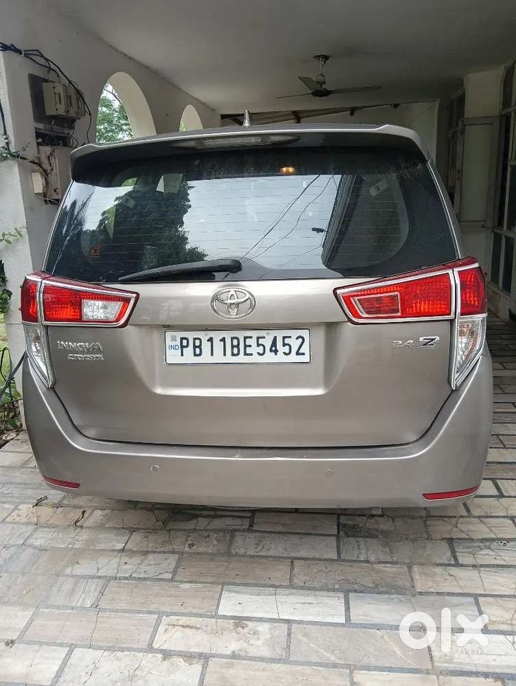 Toyota Innova Crysta 2016 Km Driven