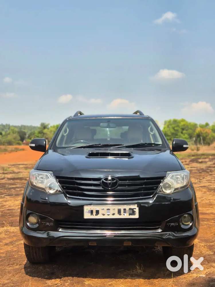 Toyota Fortuner 2012 Diesel 165000 Km Driven