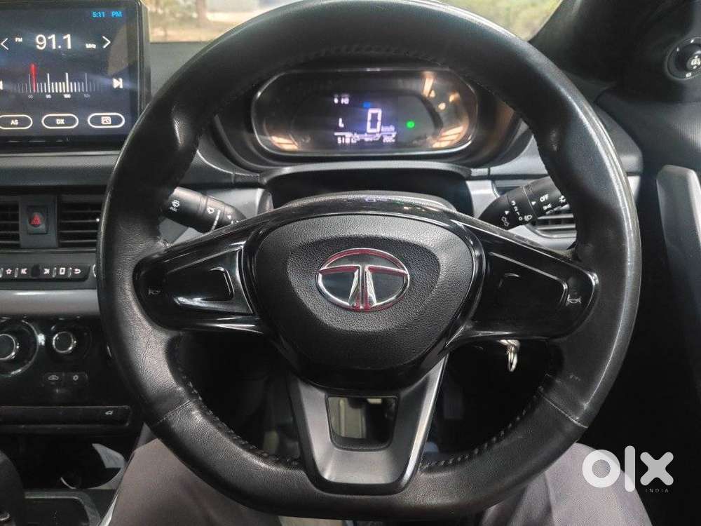 Tata Nexon 1.2 Revotron Xma Amt (s), 2020, Petrol