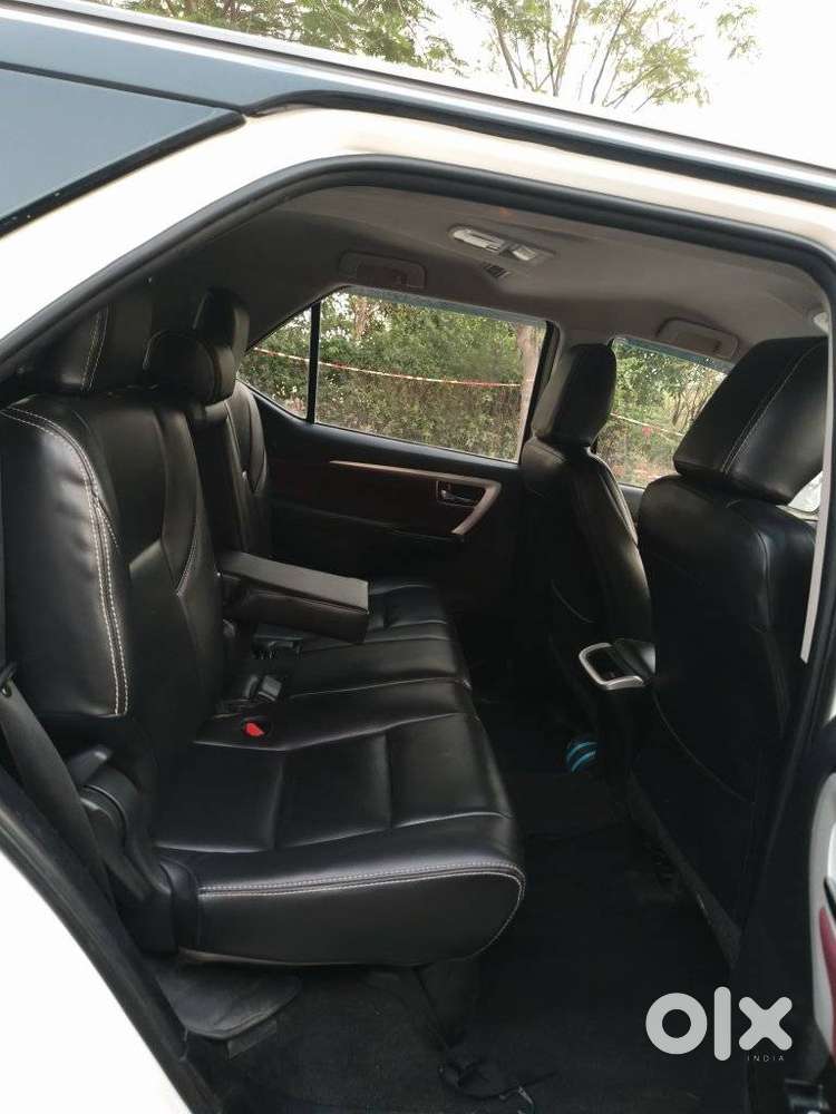 Toyota Fortuner 4x2 At 2.8 Diesel, 2019, Diesel