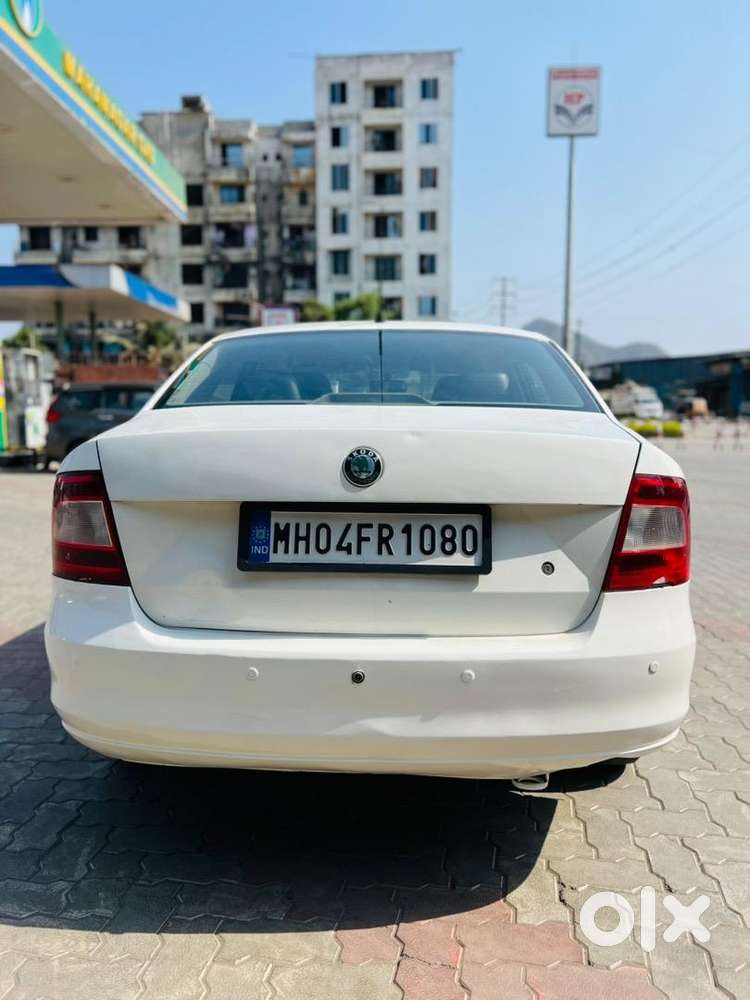 Skoda Rapid 2012 Cng & Hybrids 98000 Km Driven