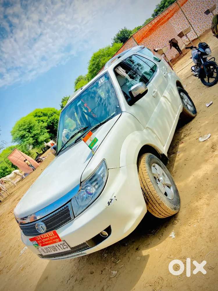Tata Safari Storme 2013 Diesel 100000 Km Driven
