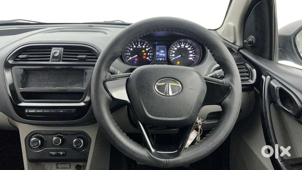 Tata Tiago 1.2 Revotron Xm, 2018, Petrol