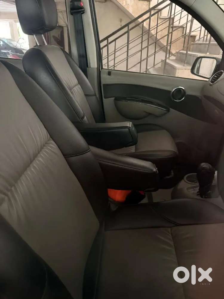 Mahindra Nuvosport 2016 Diesel Automatic Well Maintained