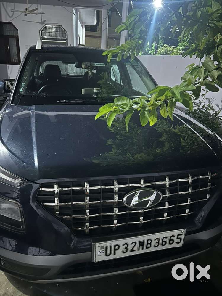 Hyundai Venue Petrol 2021