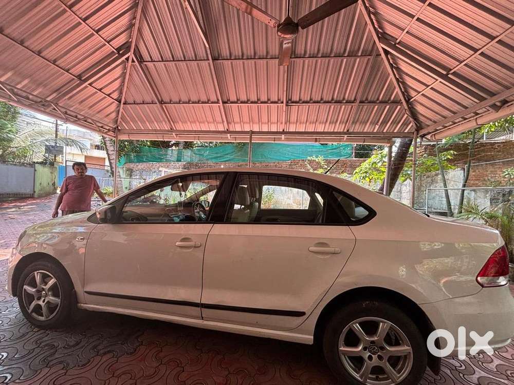 Volkswagen Petrol Manual 2013 Model