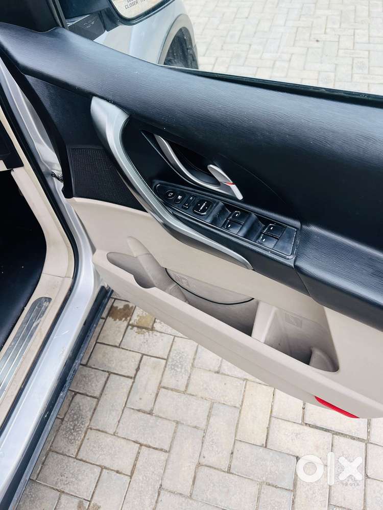Mahindra Xuv500 W10 At, 2018, Diesel