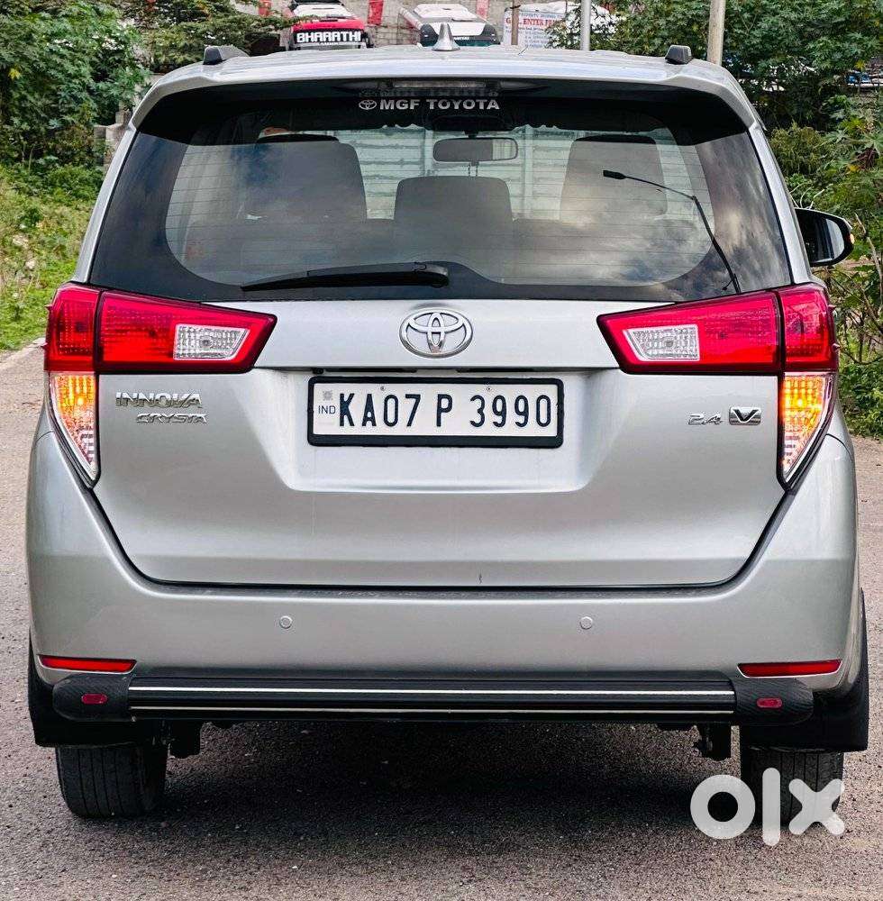 Toyota Innova Crysta 2.4 Vx Mt, 2017, Diesel
