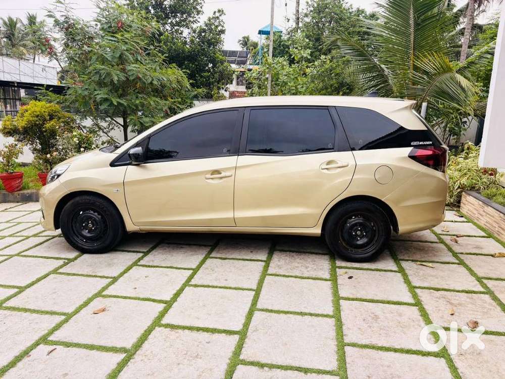 Honda Mobilio 1.5 S I-vtec Mt, 2015, Petrol