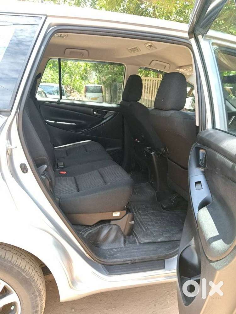 Toyota Innova Crysta 2.4 G Mt, 2022, Diesel