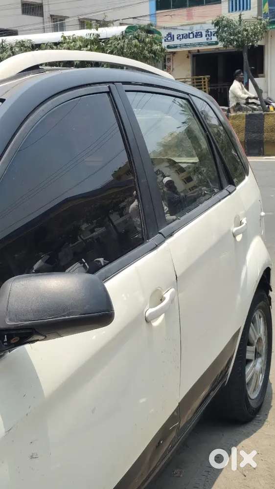 Ford Figo 2012