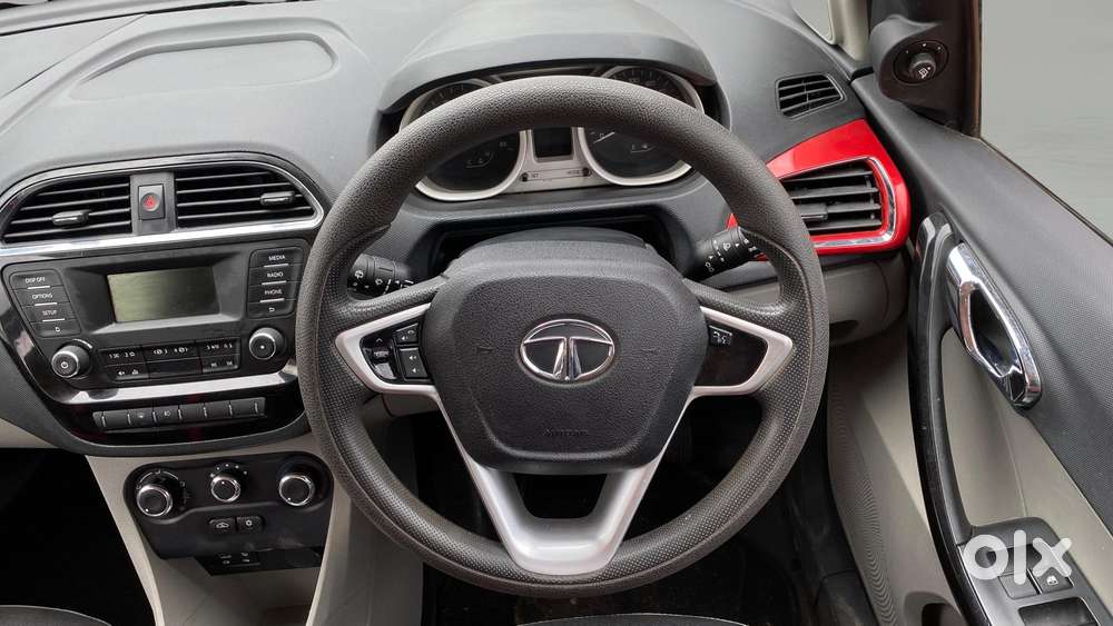 Tata Tiago 1.2 Revotron Xza, 2017, Petrol
