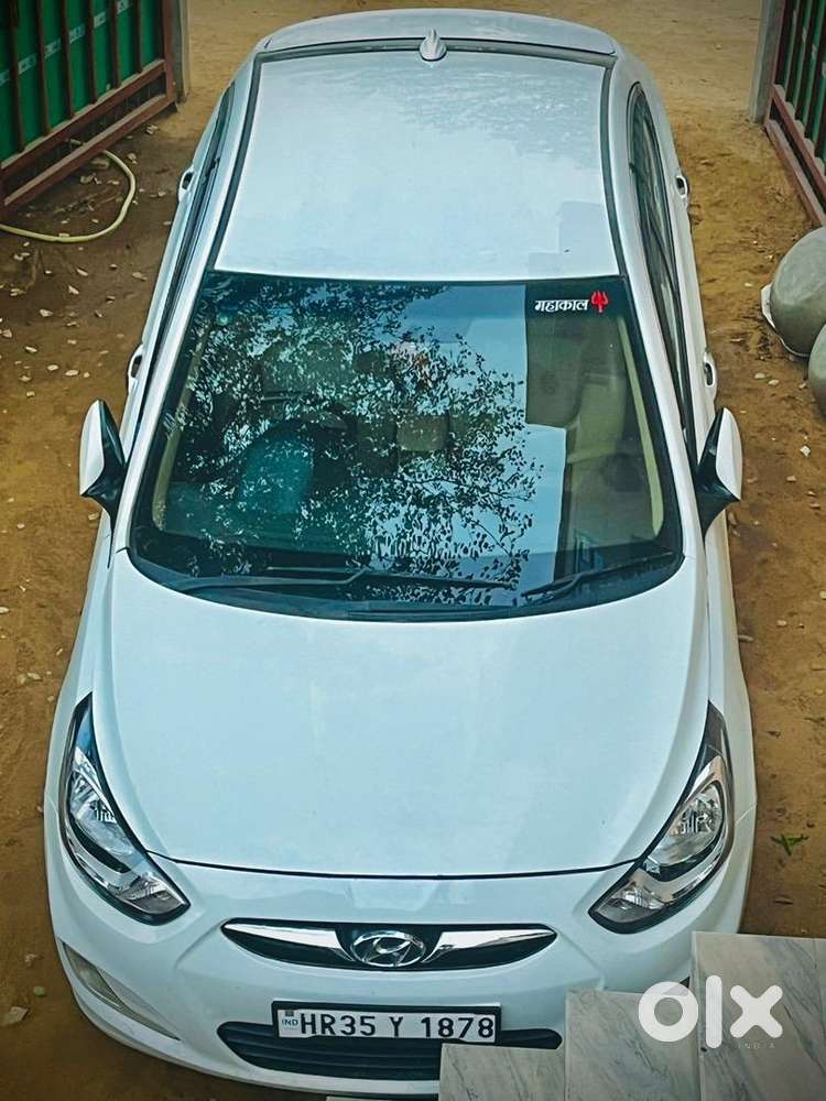 Hyundai Verna 2012 Petrol Well Maintained