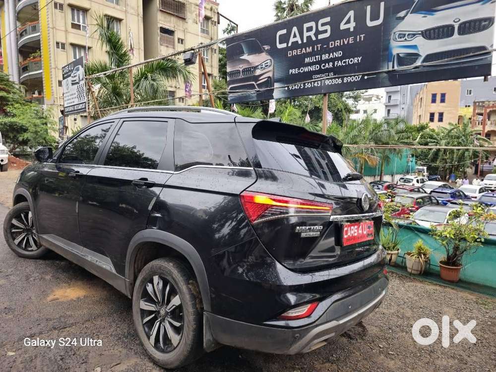 Mg Hector Plus Sharp Pro 1.5 Turbo Petrol  Cvt 7 Str Dual Tone, 2020..