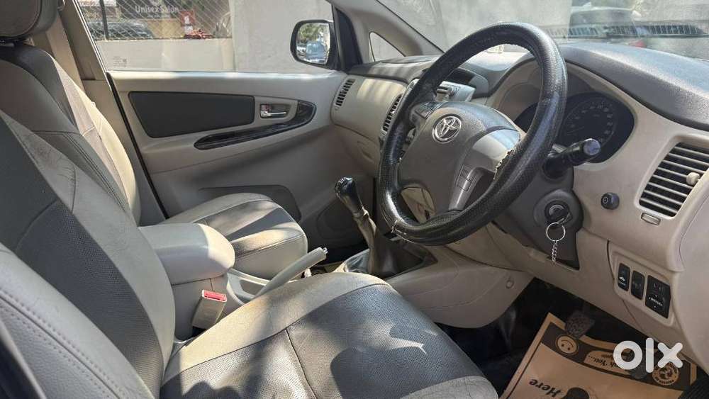Toyota Innova 2.5 Z Diesel 7 Seater, 2013, Diesel