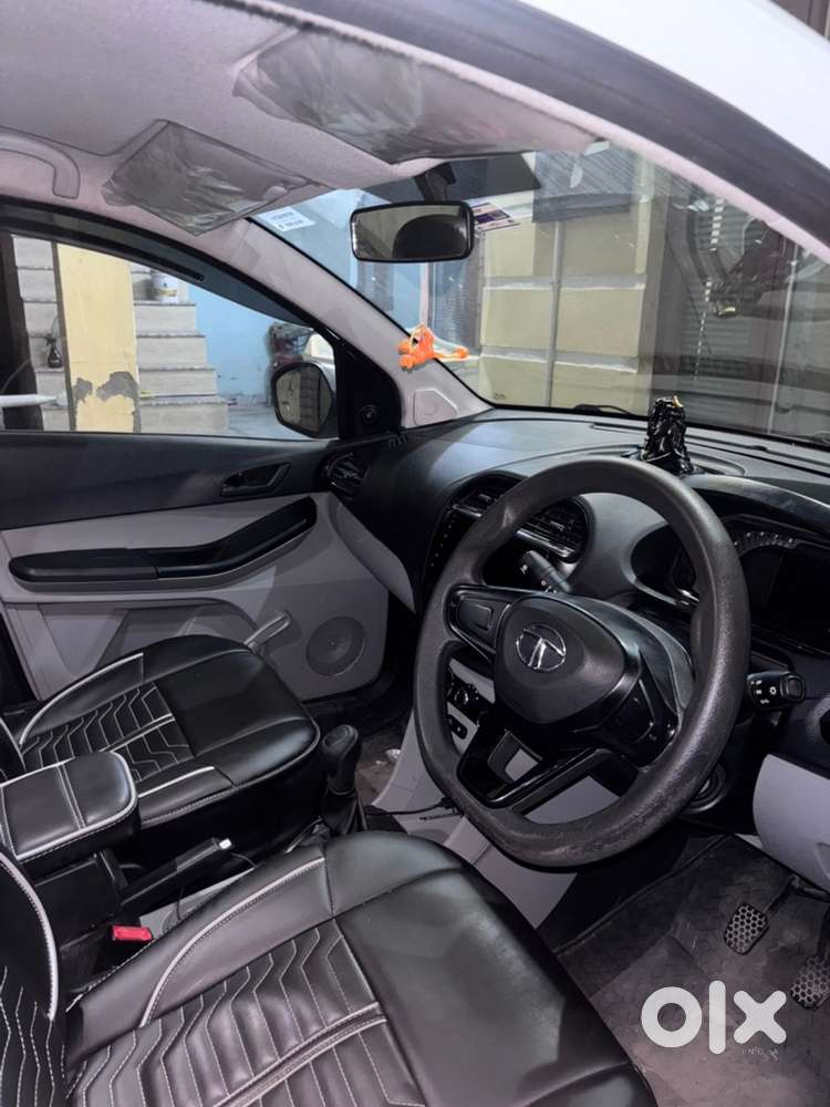 Tata Tiago Manual Petrol 2024