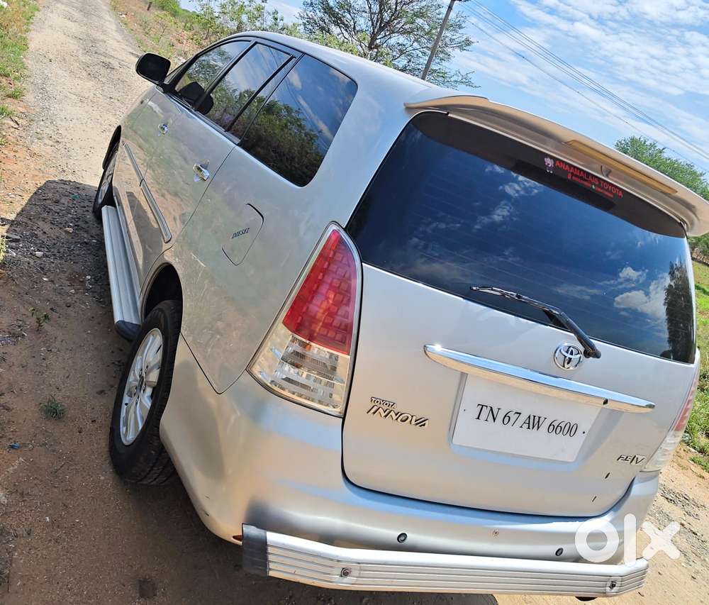 Toyota Innova 2.5 Vx 8 Str, 2010, Diesel