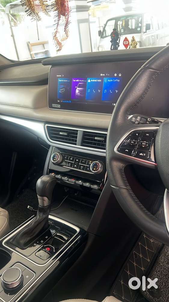 Mahindra Xuv700 2.2 Ax 7 Diesel At Luxury Pack Str, 2023, Diesel