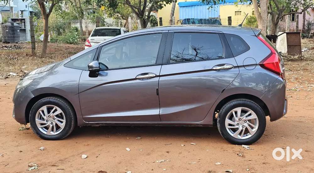 Honda Jazz 2019 Petrol Well Maintained
