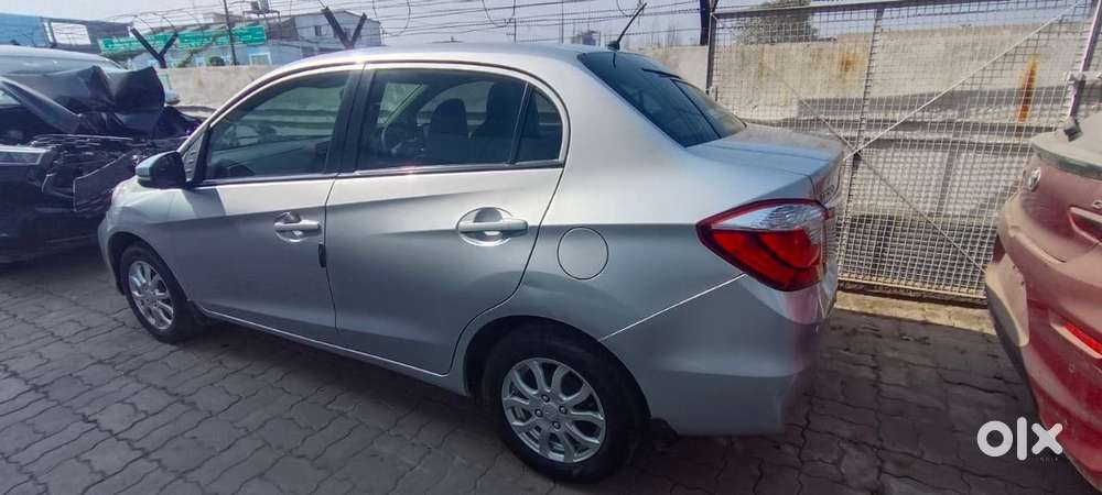 Honda Amaze 2013-2016 S At I-vtech, 2016, Petrol