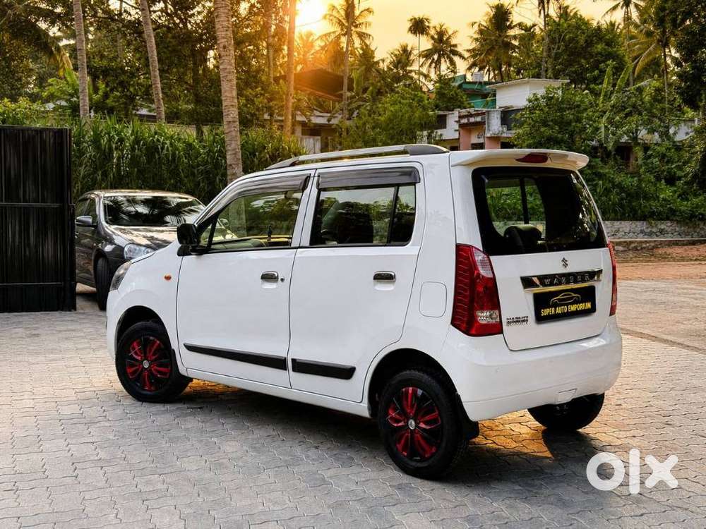 Maruti Suzuki Wagon R Lxi Optional, 2016, Petrol