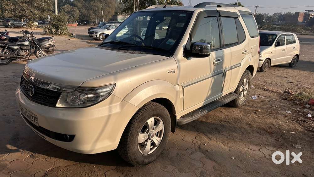 Tata Safari Storme 2017