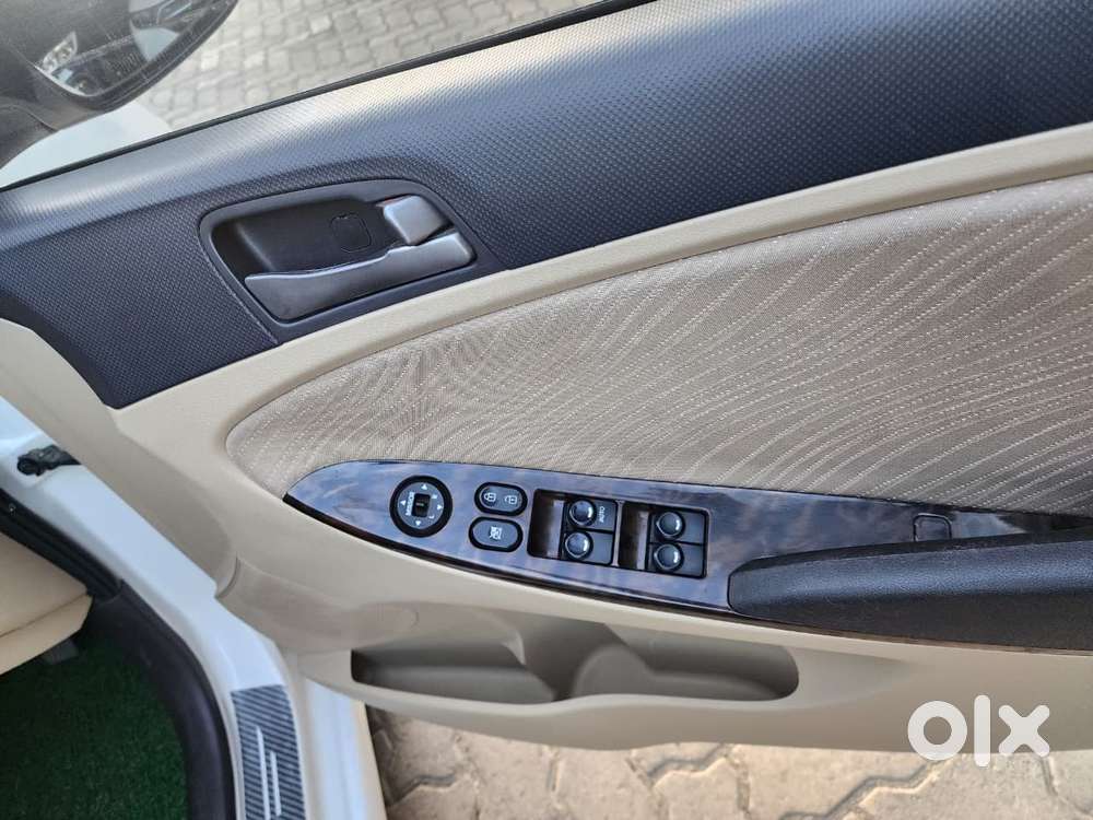 Hyundai Verna 1.6 S (o) Vtvt, 2017, Petrol