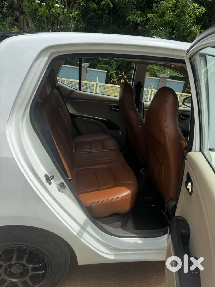 Hyundai I10 Petrol 2011 With Sunroof