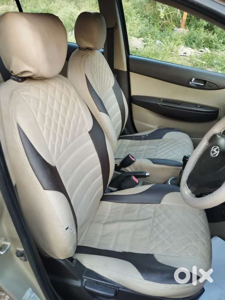 Hyundai I20 2010 Cng & Hybrids 98000 Km Driven