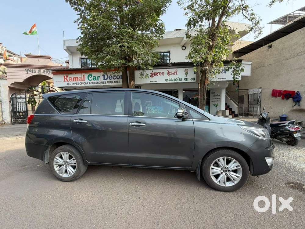 Toyota Innova Crysta 2018 Diesel Well Maintained