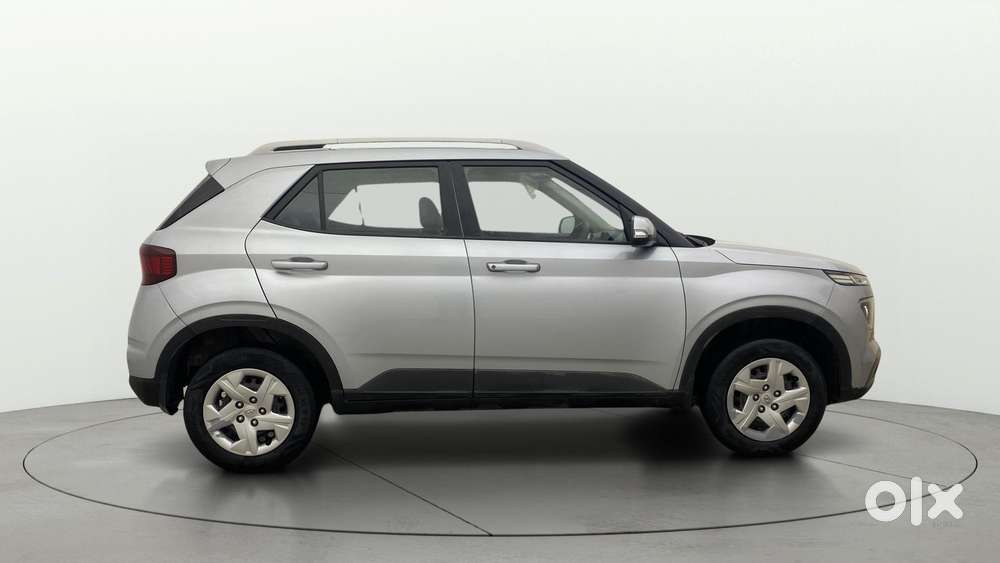 Hyundai Venue 1.2 S Plus, 2021, Petrol