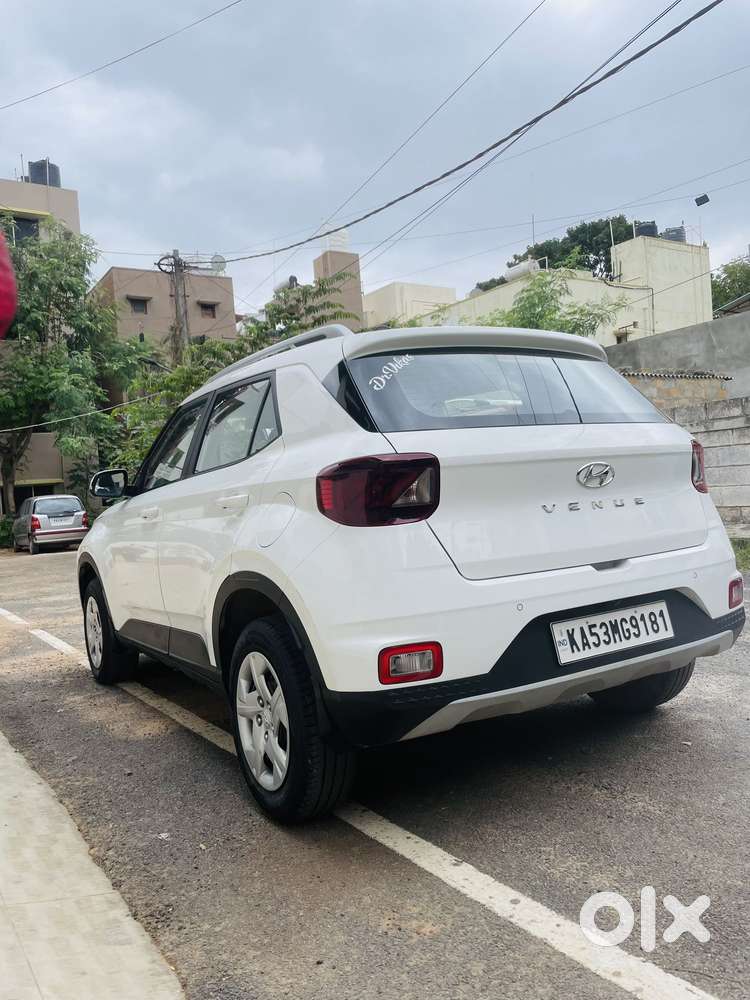Hyundai Venue S 1.2 Petrol, 2020, Petrol