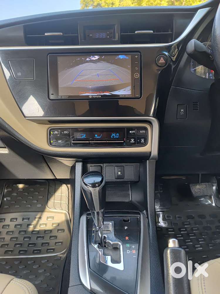 Toyota Corolla Altis 2013-2017 Vl At, 2018, Petrol