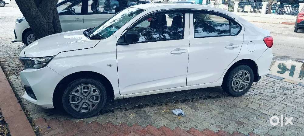 Urgent Selling Of Honda Amaze 2018